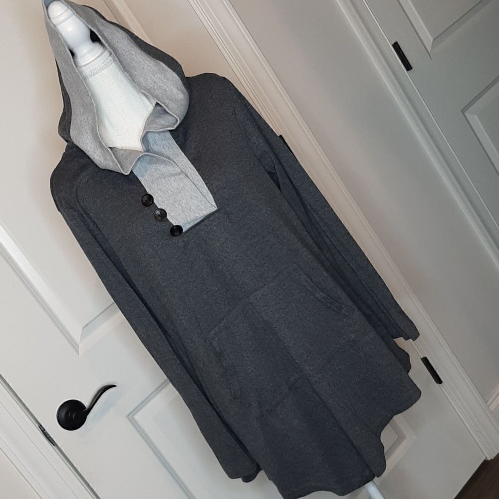 Miusey Gray Hoodie Shirt